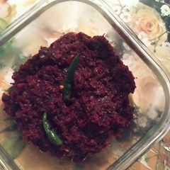 A picture of Beet bata/ bengali style mushy beetroot fry.