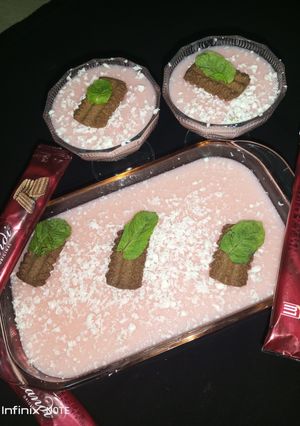 A picture of Candi strawberry custard.
