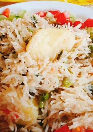 A picture of Potato and peas pulao.