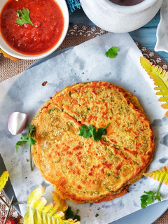 A picture of Besan ki roti.