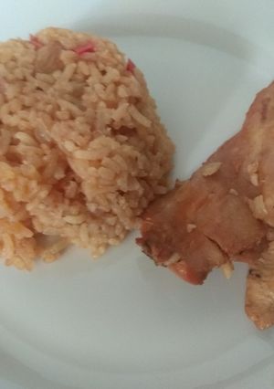 Una foto de Locrio de pollo