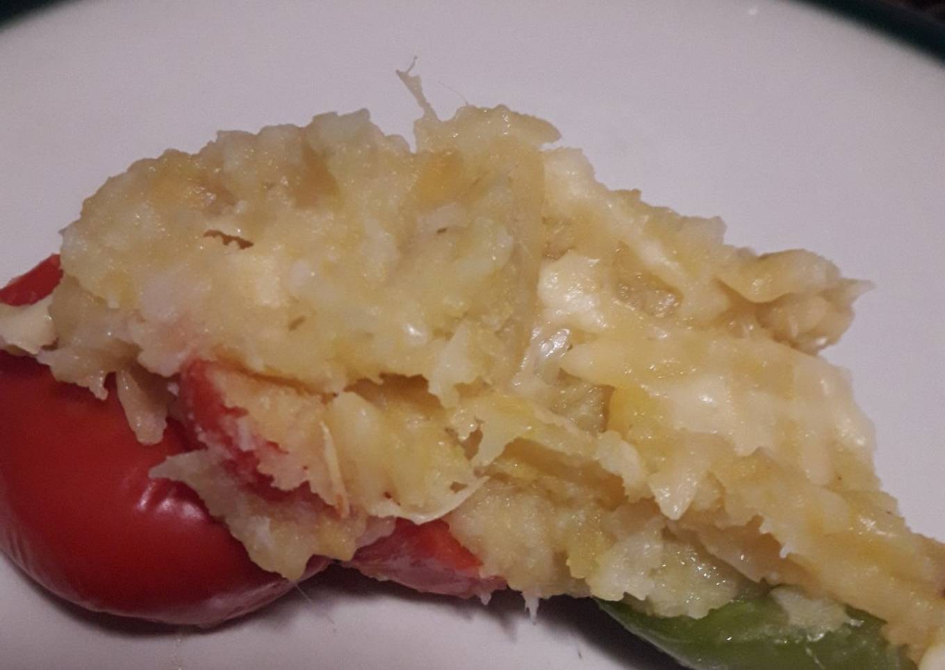 Ajíes cubiertos con batata