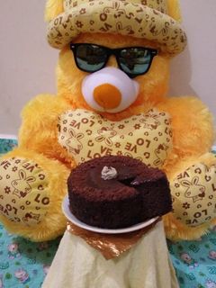 बिस्किटांचा चॉकलेट केक (biscuit chocolate cake recipe in marathi) रेसिपी चे मुख्य फोटो