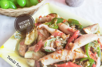 Cara Memasak Tumis terong bulat cumi asin Praktis