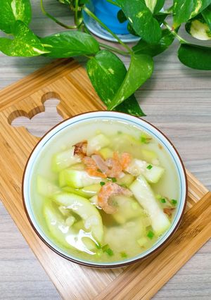 Hình của món Canh bầu nấu tôm khô.