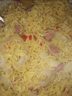 A picture of Noodles with sausage (3).