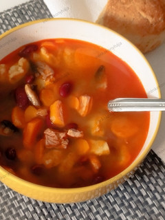 Babgulyás gyors főző edényben, maradék pörköltből gluténmentesen recept fotója