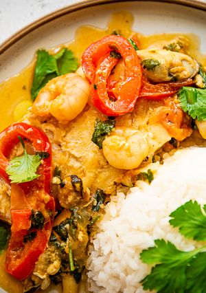 A picture of Moqueca de peixe paulistana. (Sao Paulo Fish stew).