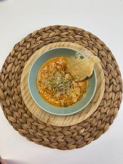 Una foto de Crema con queso crujiente