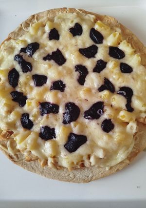 Una foto de Pizza Extrafina con Pollo, Piña, Queso y Mermelada Casera o a Tu Gusto
