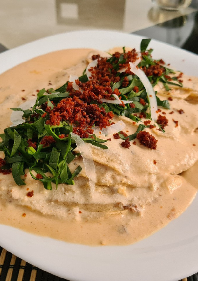Una foto de Enchiladas blancas