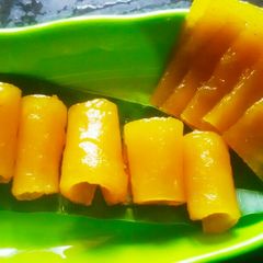 A picture of Aam Papad.