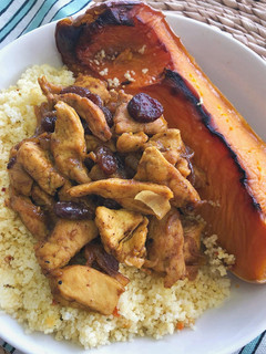 Una foto de Tajine de pollo con calabaza asada