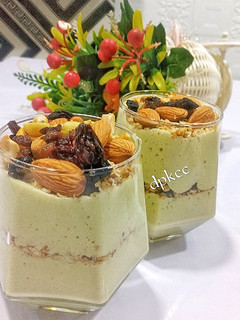 A picture of AVOCADO, BANANA, AND YOGURT SMOOTHIE.