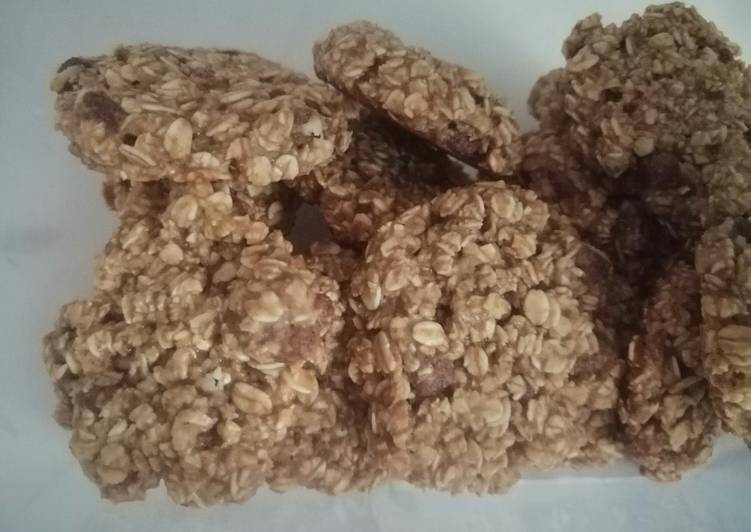 Galletas de avena con trozos de cereales de leche