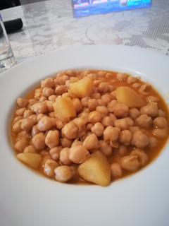 Una foto de Potaje de garbanzos