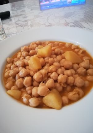 Una foto de Potaje de garbanzos