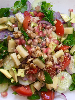 Una foto de Ensalada variada de canónigos