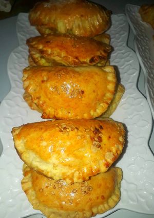 Une photo de Chaussons aux poulet