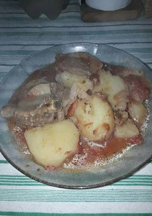 Una foto de Estofado con tira de asado