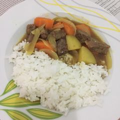 A picture of Japanese beef curry.