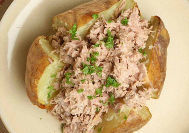 The Simple and Healthy Tuna Stuffed Potatoes