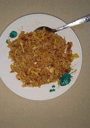 A picture of Fried rice with cabbage.