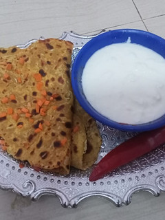 लौकी का थेपला (lauki ka thepla recipe in Hindi) रेसिपी मुख्य फोटो