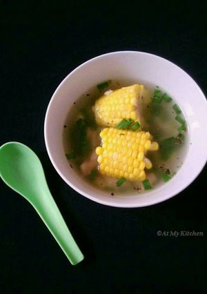 A picture of Chicken Corn On The Cob Clear Soup.