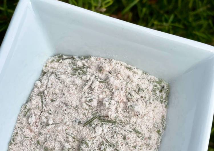 Step-by-Step Guide to Make Homemade Fresh Rosemary Salt 🌿