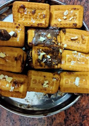 A picture of Parle G Chocho sandwich.