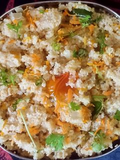 கோதுமை ரவை வெஜ் கிச்சடி செய்முறை முக்கிய புகைப்படம்