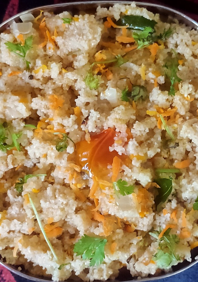 கோதுமை ரவை வெஜ் கிச்சடி செய்முறை முக்கிய புகைப்படம்