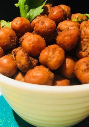 A picture of Dry Chana Snacks.