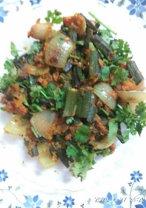 A picture of Bhindi do pyaza.