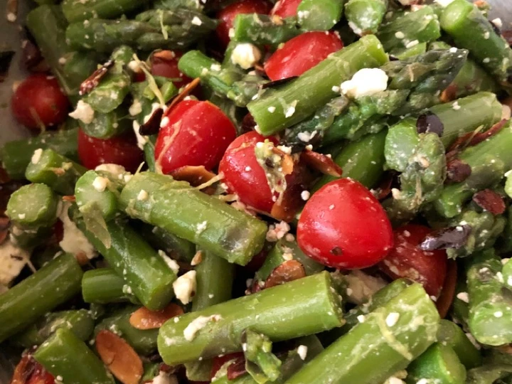 Easy Way Make Asparagus, tomato, and feta salad with balsamic vinaigrette the So Delicious Can spoil the tongue