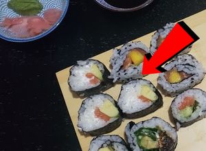 Una foto de Maki (sushi)