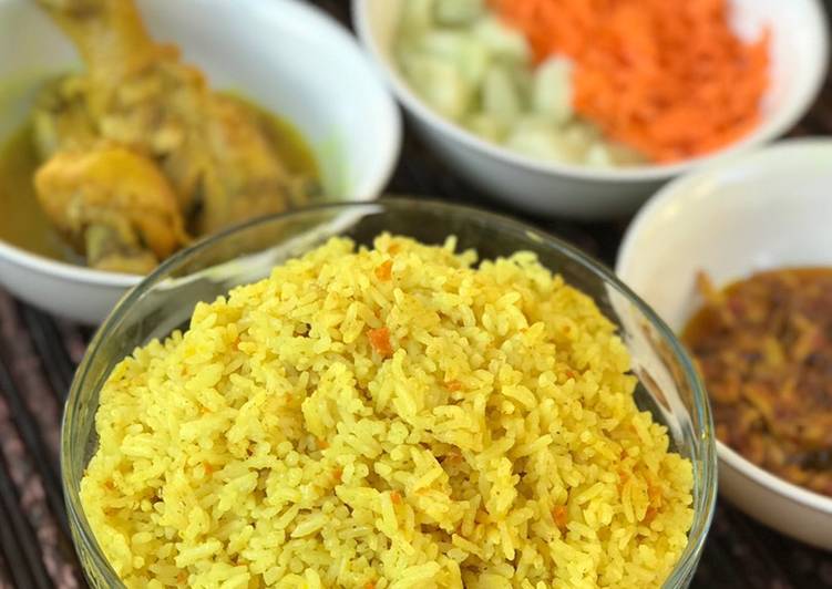 Langkah Mudah untuk Membuat Nasi Kuning Rice Cooker yang Bikin Ngiler