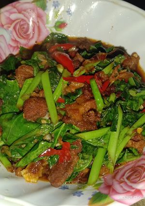 รูปของ ผัดคะน้าหมูกรอบ