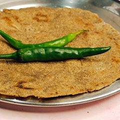 A picture of Bajra Roti.