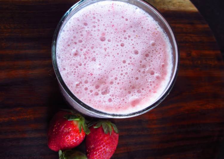 Recipe of Any-night-of-the-week Chilled Strawberry Milkshake