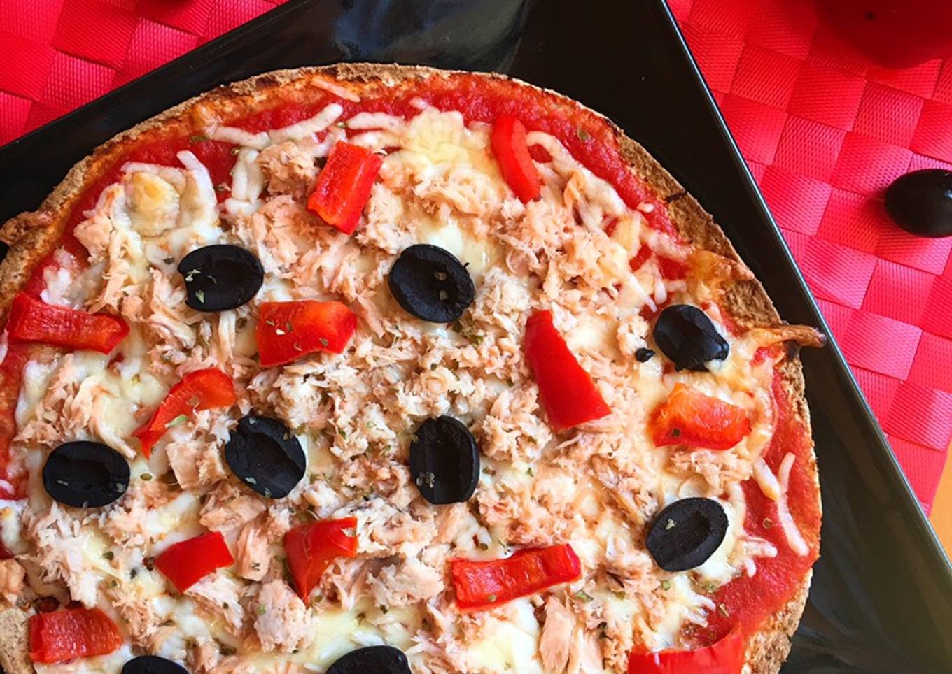 Pizza fit de atún