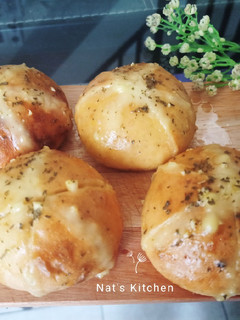 Foto resep Korean Garlic Cheese Bread