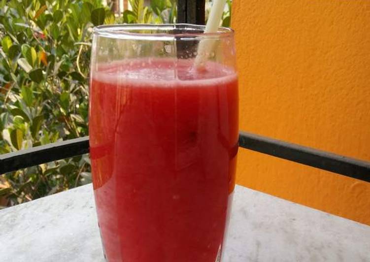 Steps to Make Any-night-of-the-week Watermelon Juice Recipe