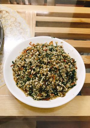 Hình của món Trứng kiến mỡ hành.