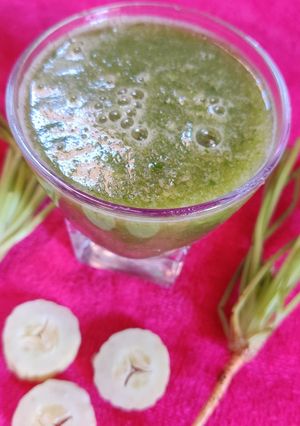 A picture of Cucumber coriander drink.