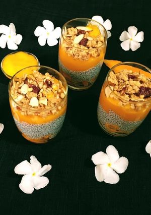 A picture of Crunchy Mango Delight.
