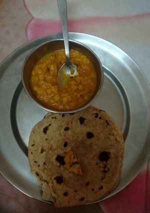 A picture of Dal Ghiya.