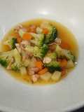 Sopa de pulpitos y verdura