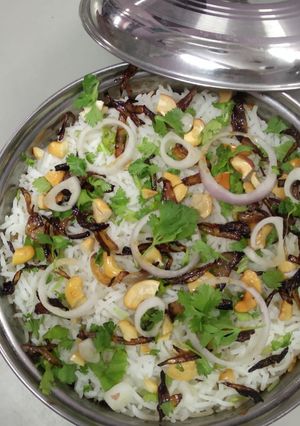 A picture of Veg layered biryani.